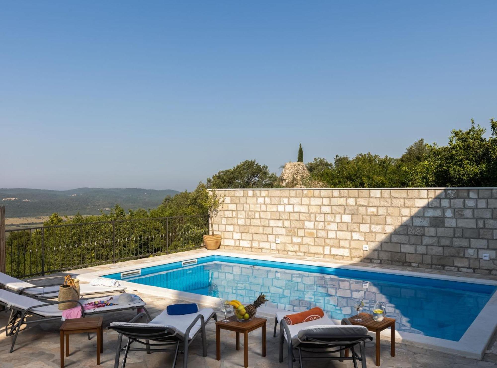 Villa Source With Private Pool Pridvorje Buitenkant foto